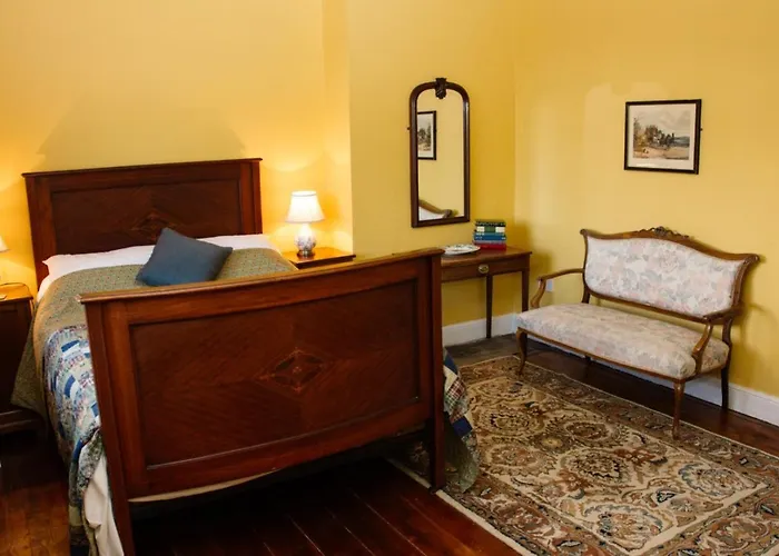 Elizabeth Feriehus Cork